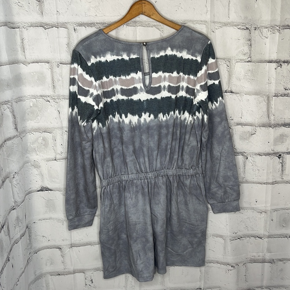 NWT Lily Rose Women’s Gray Blu e White Ombre Tye Dye Long Sleeve Romper Size XL